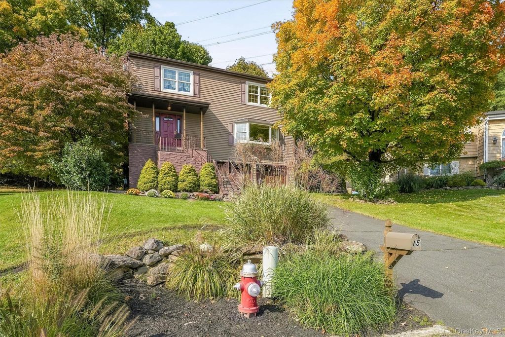 15 Holly Ridge Road, Valhalla, NY 10595 — photo 3
