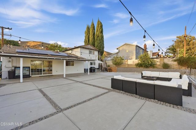 17814 Blackbrush Drive, Canyon Country, CA 91387