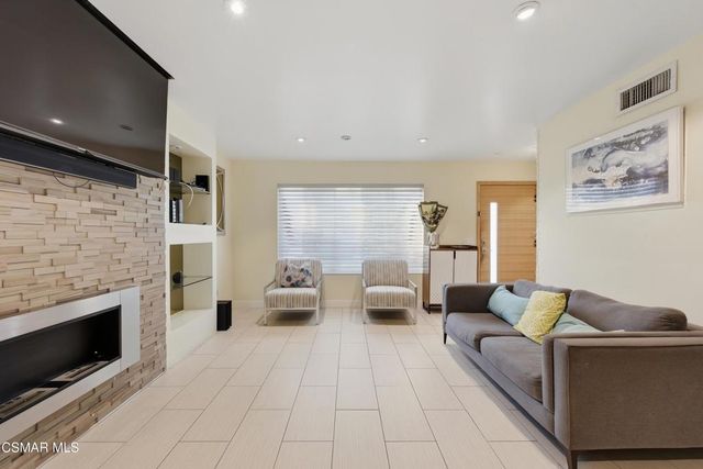 17814 Blackbrush Drive, Canyon Country, CA 91387