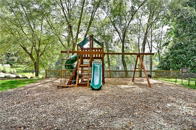 25 Foremast Drive, Salem, SC 29676