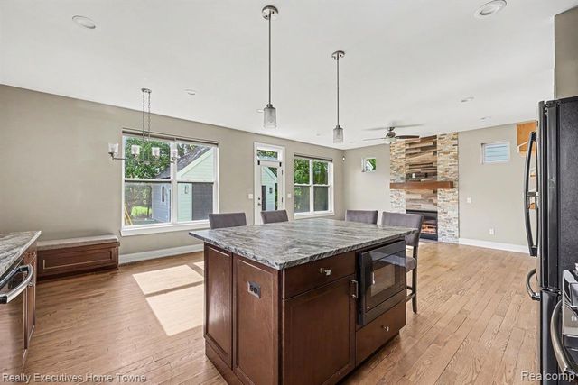 111 N Dorchester Avenue, Royal Oak, MI 48067
