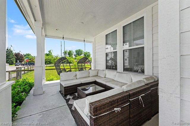 111 N Dorchester Avenue, Royal Oak, MI 48067