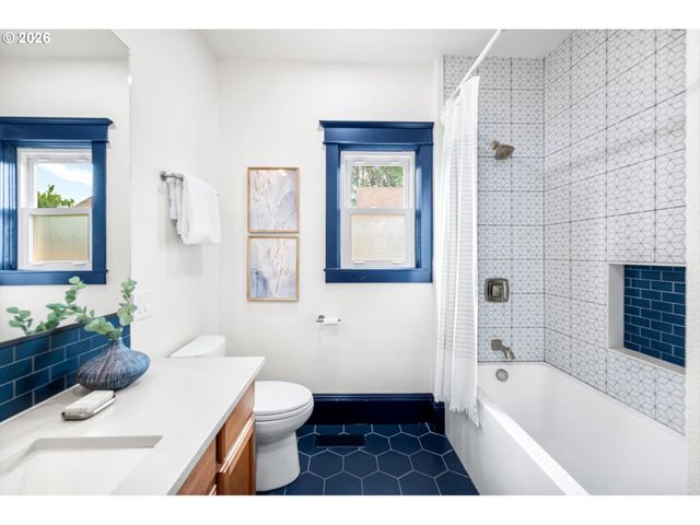 4929 Se 63RD Ave, Portland, OR 97206