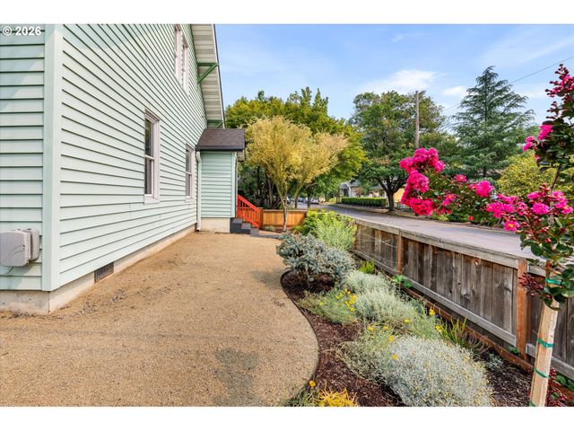 4929 Se 63RD Ave, Portland, OR 97206