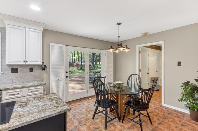 8435 BRIARBIRCH CV, Germantown, TN 38139