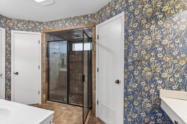 8435 BRIARBIRCH CV, Germantown, TN 38139