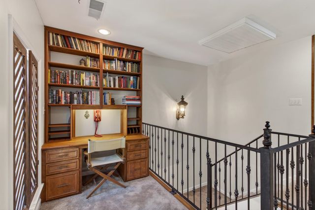 8435 BRIARBIRCH CV, Germantown, TN 38139