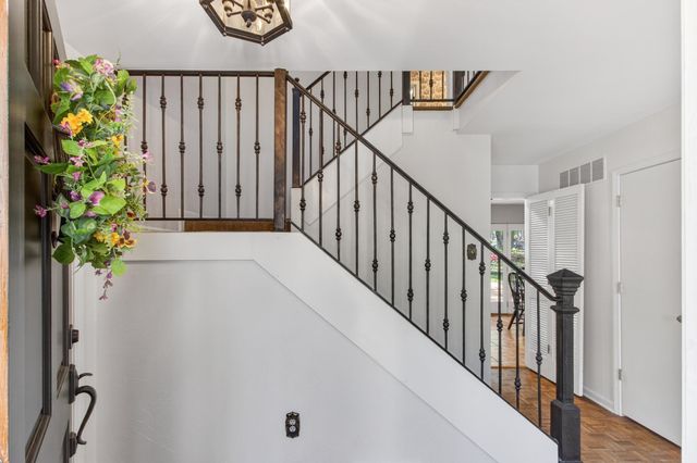 8435 BRIARBIRCH CV, Germantown, TN 38139