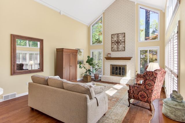 8435 BRIARBIRCH CV, Germantown, TN 38139