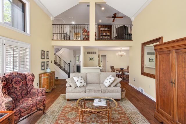 8435 BRIARBIRCH CV, Germantown, TN 38139