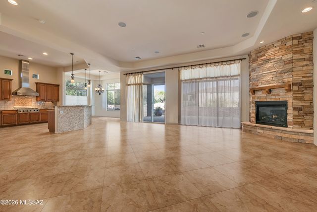 14216 N Silent Ridge Court, Marana, AZ 85658