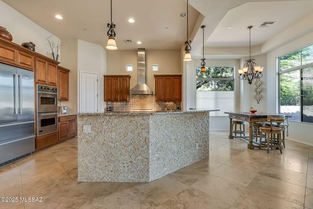 14216 N Silent Ridge Court, Marana, AZ 85658