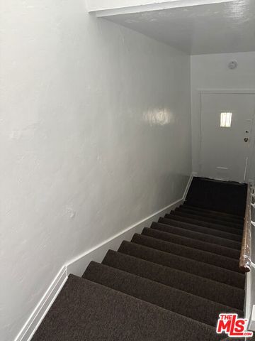 1050 W 60th Place, Los Angeles, CA 90044