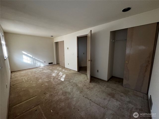 724 N 137th Street, Seattle, WA 98133