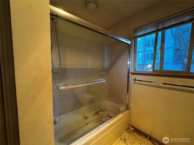 724 N 137th Street, Seattle, WA 98133