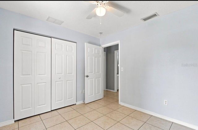 5717 E 11TH STREET E, Bradenton, FL 34203