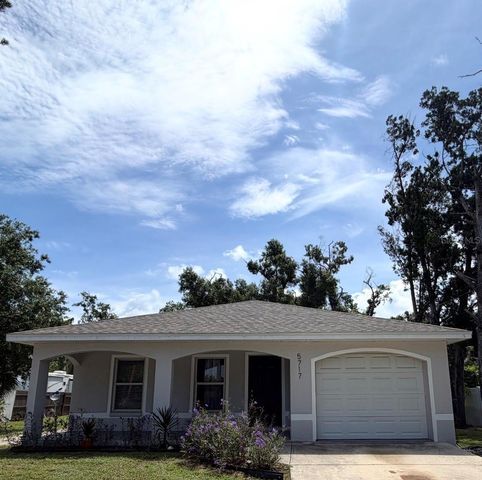 5717 E 11TH STREET E, Bradenton, FL 34203
