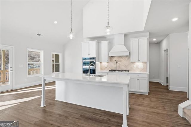 2540 SE Parkside Way, Gainesville, GA 30507