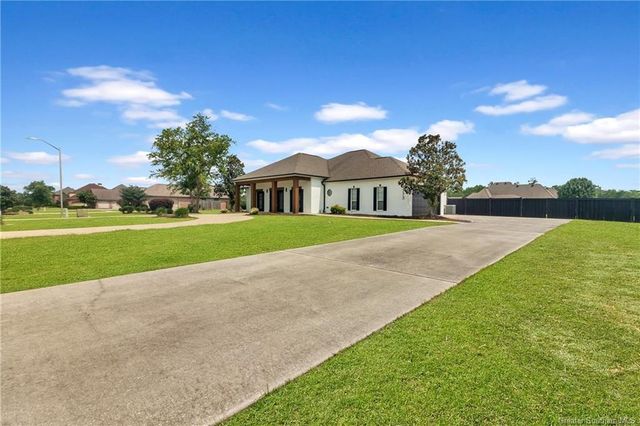 1773 Jessica Lane, Lake Charles, LA 70611