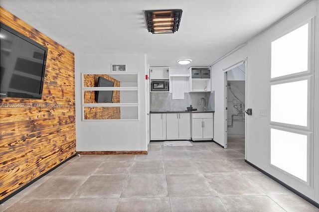 1773 Blount Rd 311, Pompano Beach, FL 33069