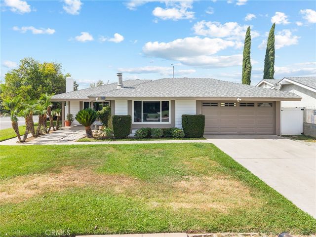 10389 Brookway, Riverside, CA 92505
