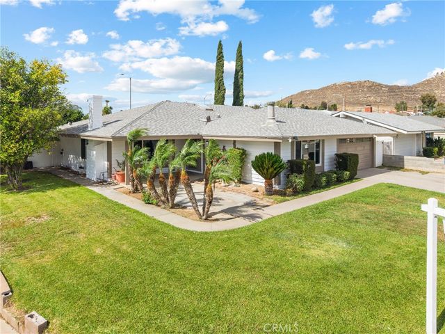 10389 Brookway, Riverside, CA 92505