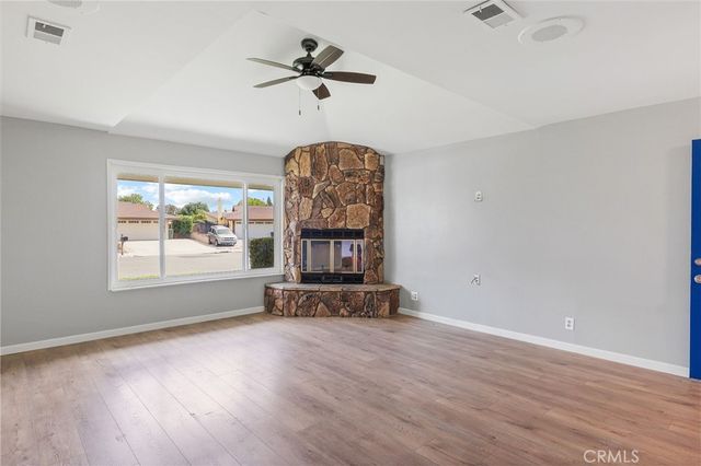 10389 Brookway, Riverside, CA 92505