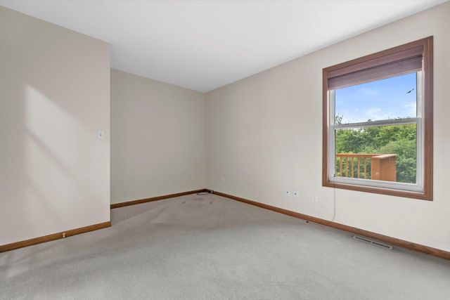 6655 N 94th STREET, Milwaukee, WI 53224