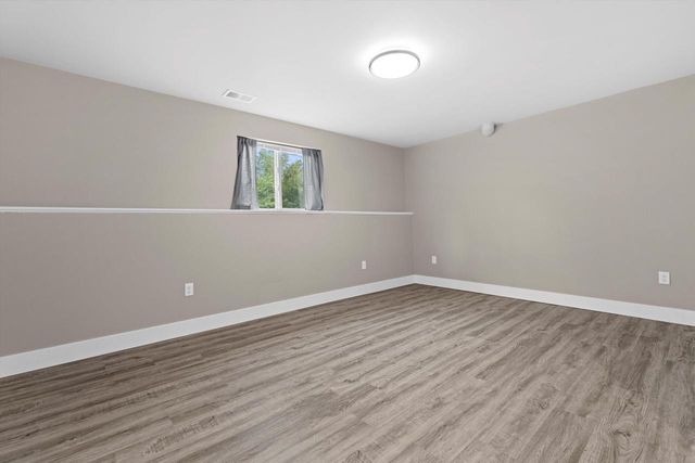 6655 N 94th STREET, Milwaukee, WI 53224