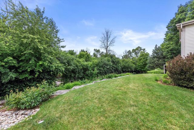 6655 N 94th STREET, Milwaukee, WI 53224
