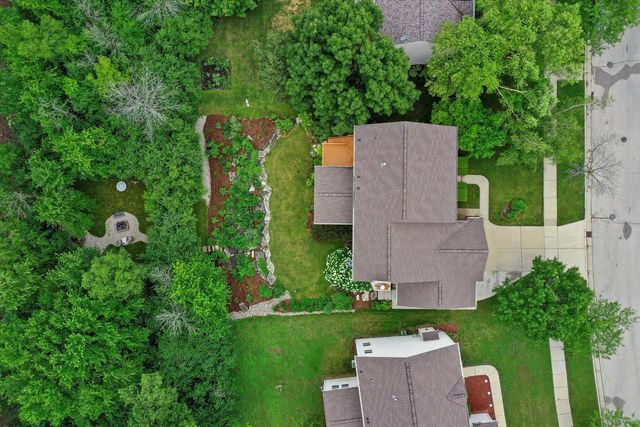 6655 N 94th STREET, Milwaukee, WI 53224