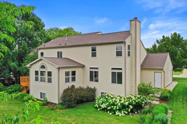 6655 N 94th STREET, Milwaukee, WI 53224