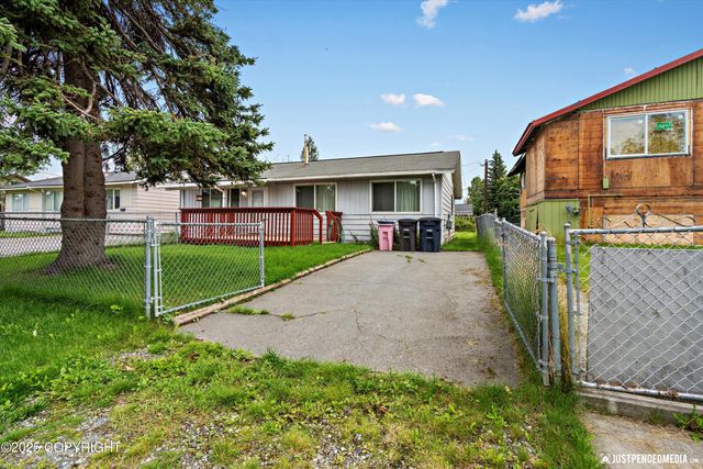 309 N Mumford Street, Anchorage, AK 99508