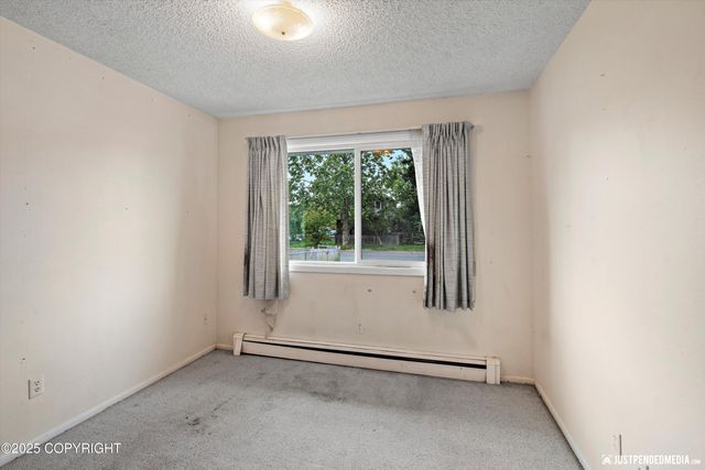 309 N Mumford Street, Anchorage, AK 99508