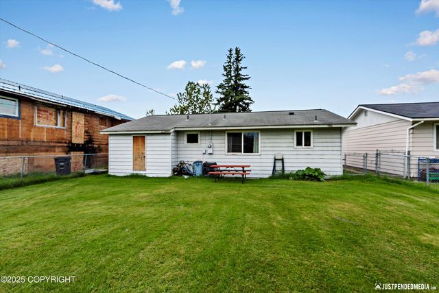 309 N Mumford Street, Anchorage, AK 99508