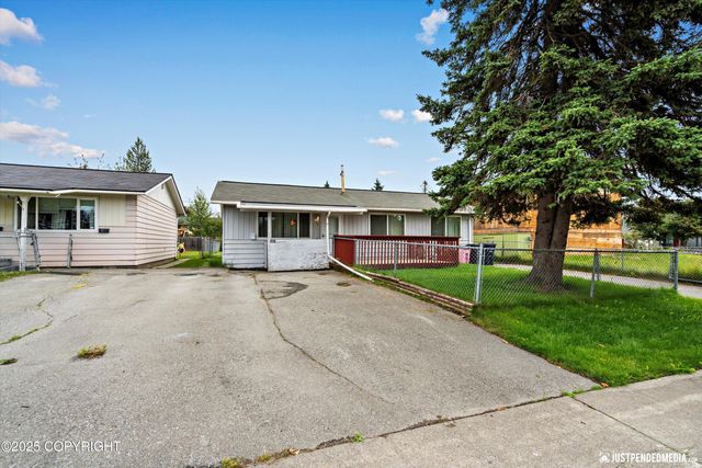 309 N Mumford Street, Anchorage, AK 99508