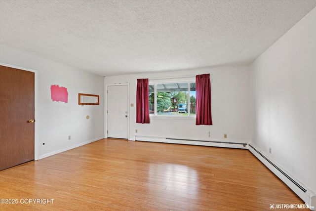 309 N Mumford Street, Anchorage, AK 99508
