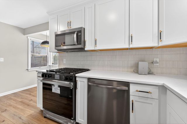 33 Rosslyn Avenue, Columbus, OH 43214