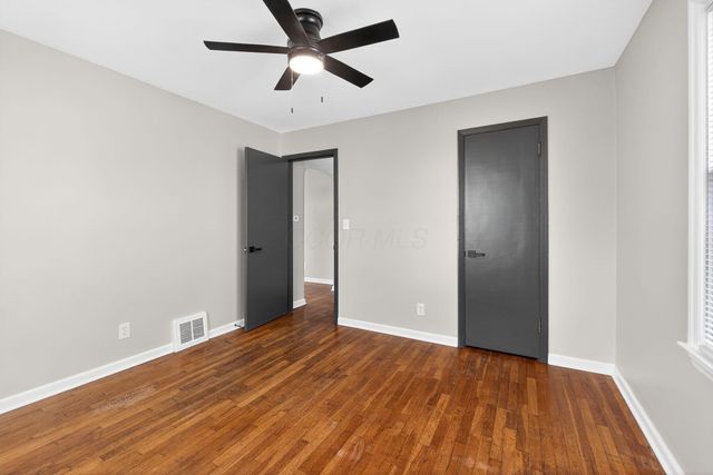 33 Rosslyn Avenue, Columbus, OH 43214