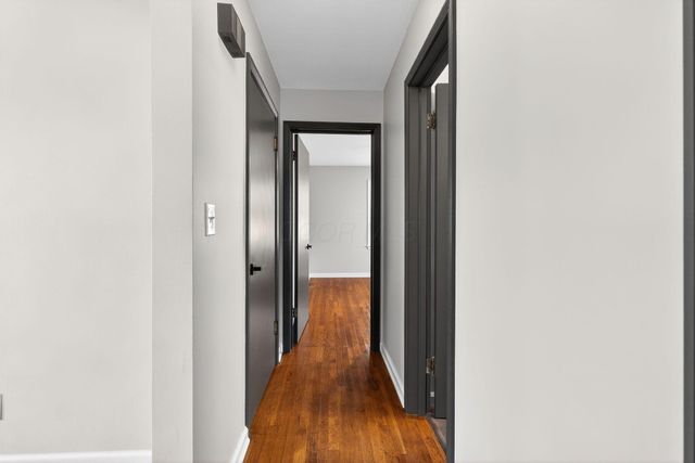 33 Rosslyn Avenue, Columbus, OH 43214