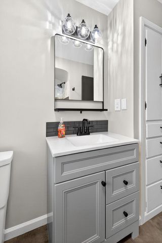 33 Rosslyn Avenue, Columbus, OH 43214