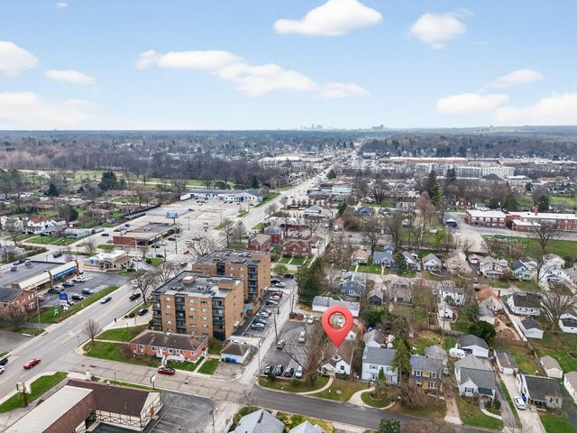 33 Rosslyn Avenue, Columbus, OH 43214