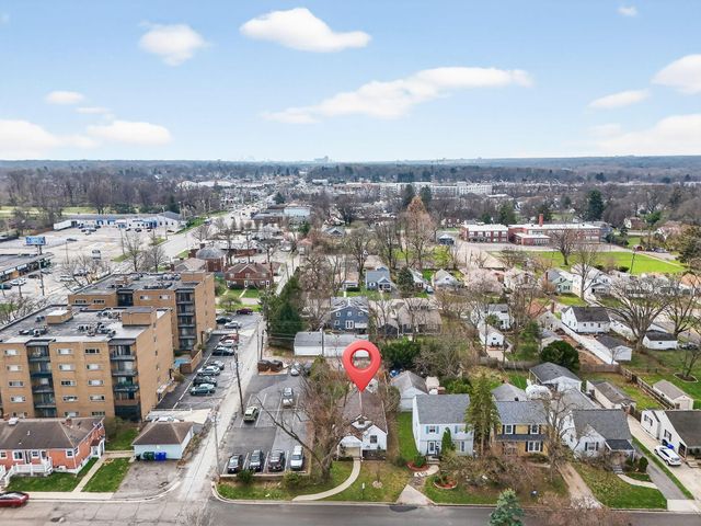 33 Rosslyn Avenue, Columbus, OH 43214