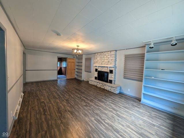 530 N Perkins Street, Rushville, IN 46173