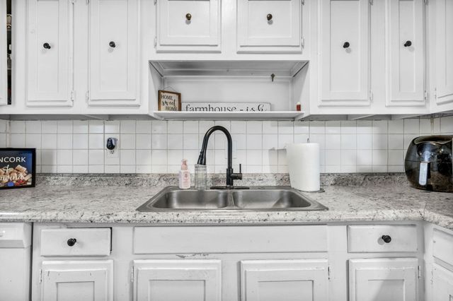3252 Burdett Court 3252 Burdett Court, Columbus, OH 43232