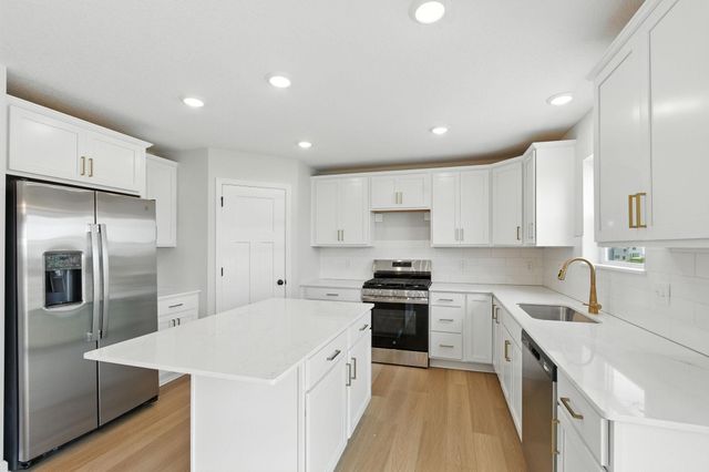 11614 16th Circle NE, Saint Michael, MN 55376