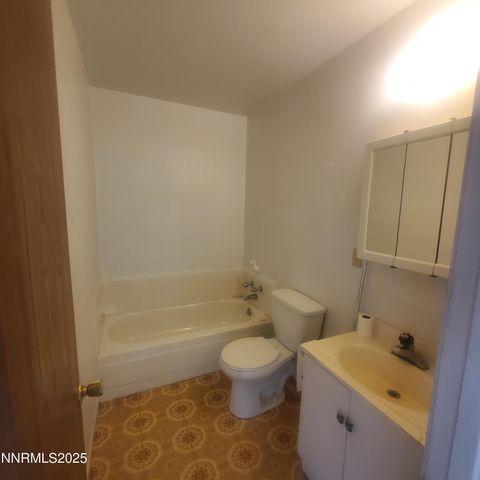 104 F Street, Hawthorne, NV 89415