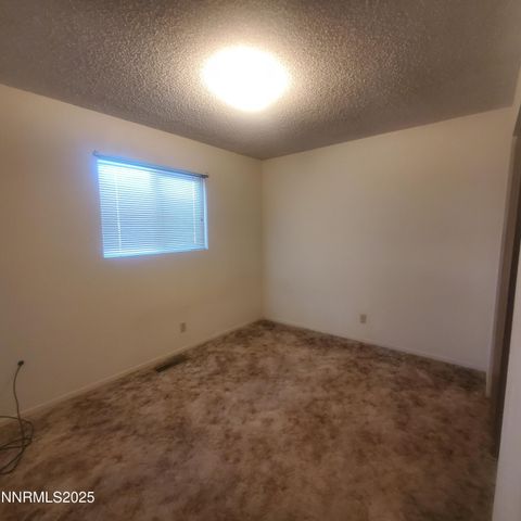 104 F Street, Hawthorne, NV 89415