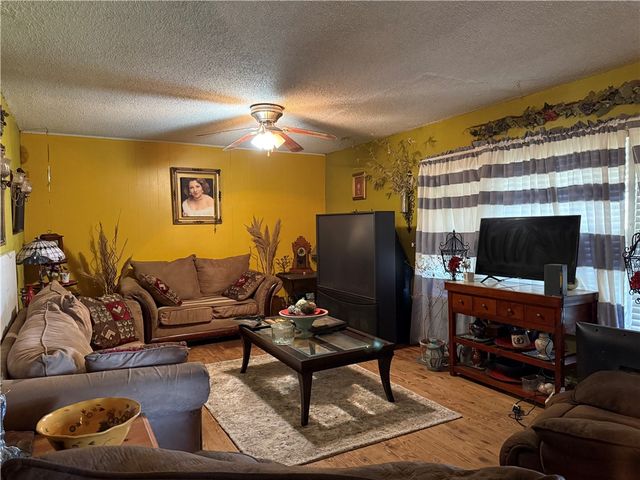 10740 County Road 535, Sinton, TX 78387