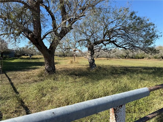 10740 County Road 535, Sinton, TX 78387